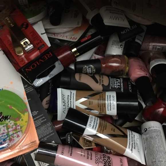 Makeup - Picture 10 of 14